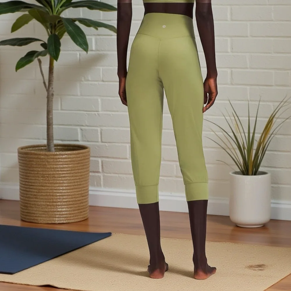 Lululemon Align High-Rise Cropped Jogger in Bronze Green Sz 4